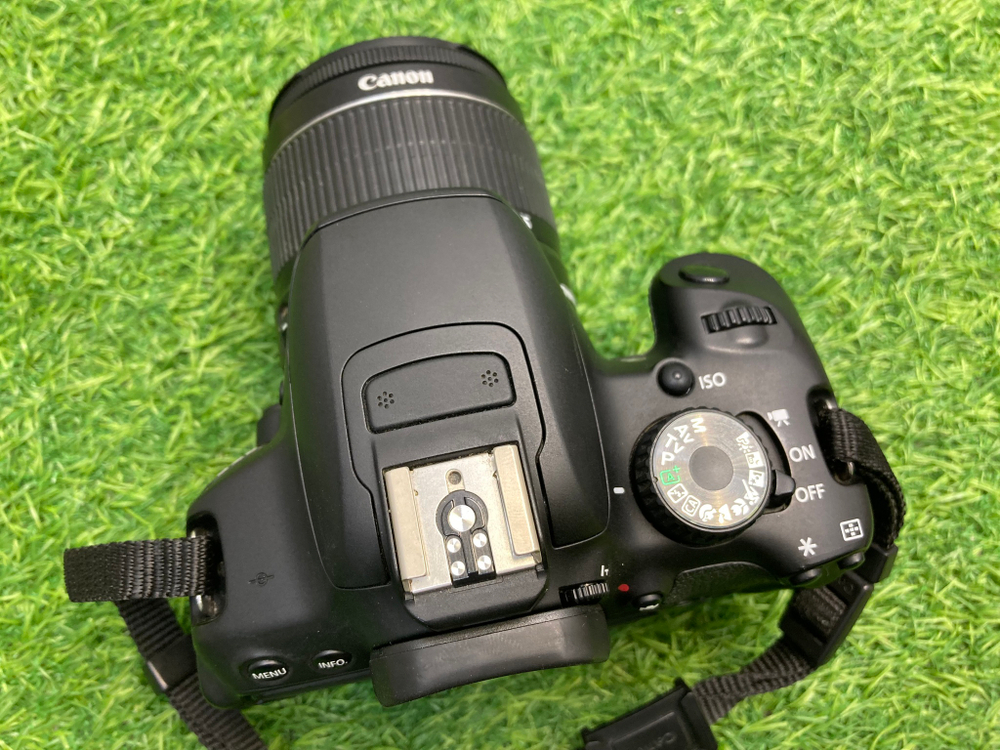 Canon 650D Kit 18-55mm 3.5-5.6 IS II 22.600 кадров