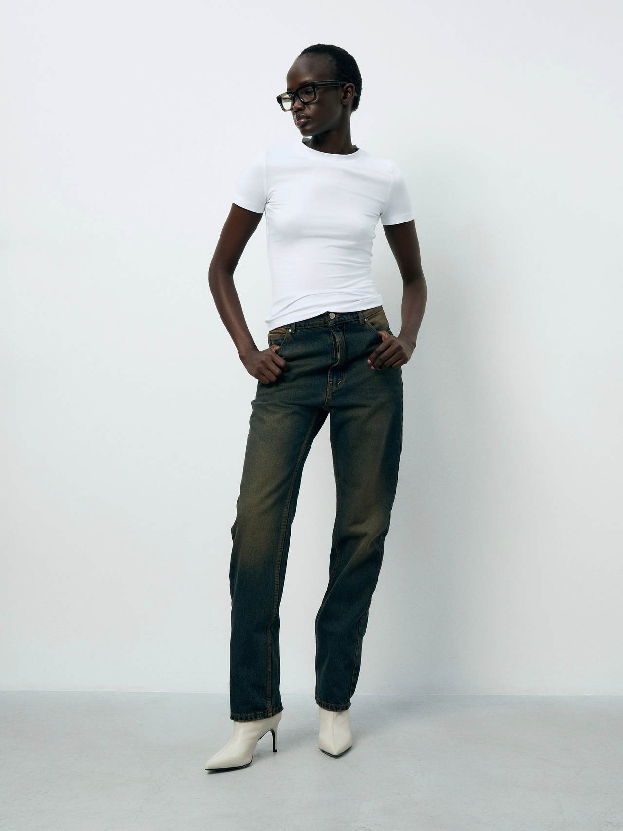 Джинсы "STRAIGHT"