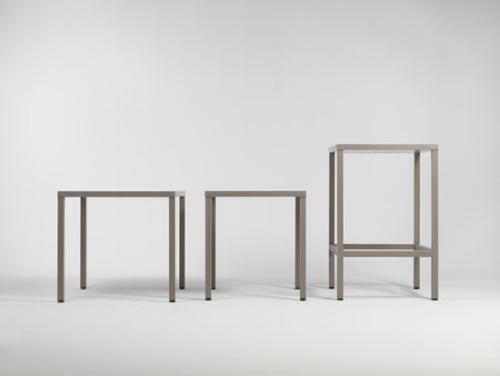 Стол пластиковый обеденный Cube 140x80