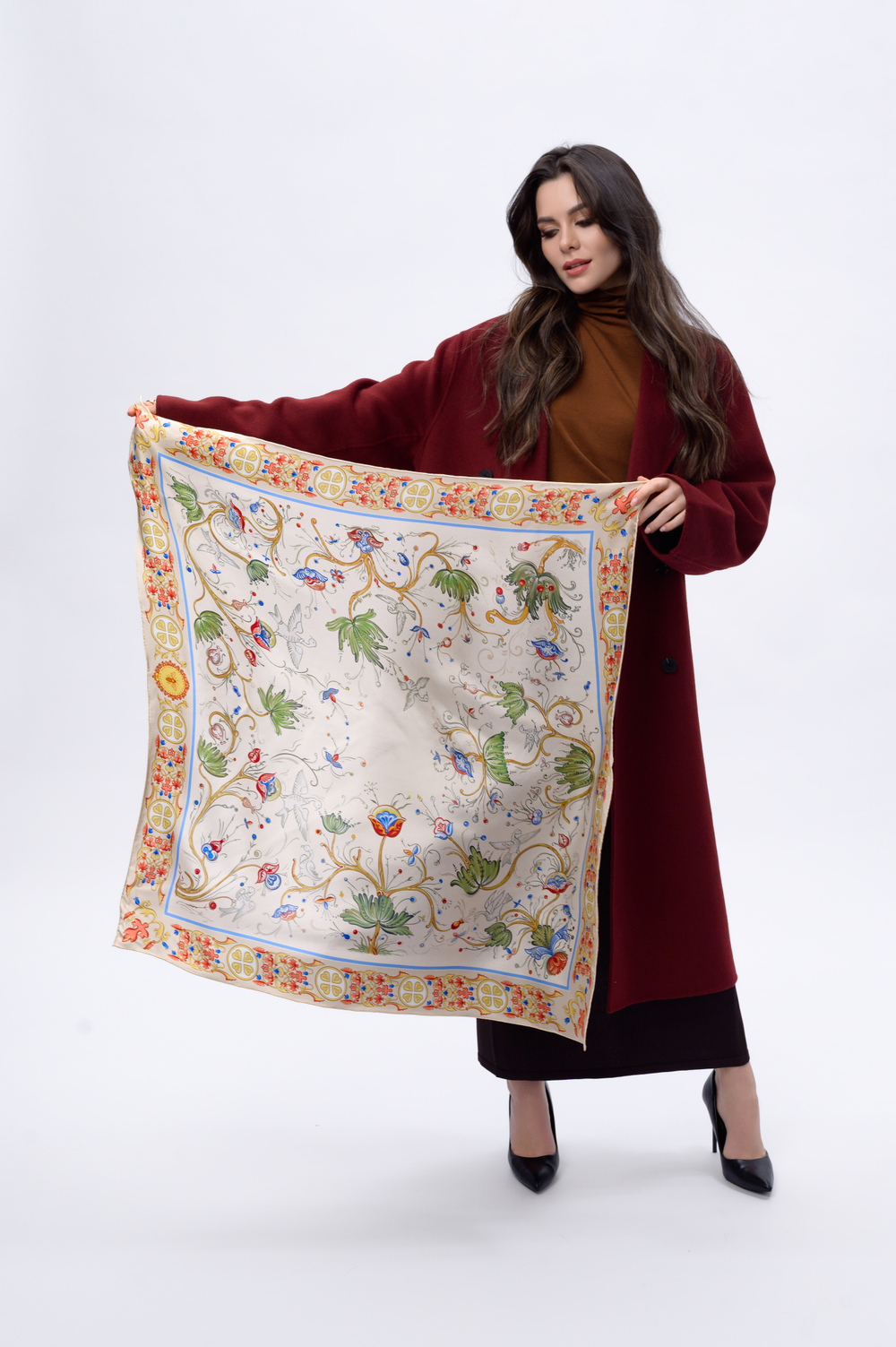 Платок «Зачатьевская роспись. Райский сад» 100% шёлк