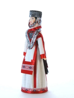 Кукла фарфоровая Чувашка