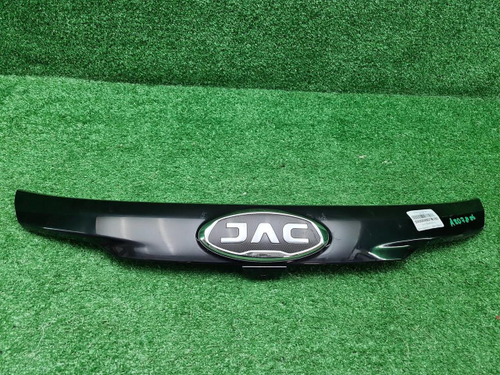 Накладка решетки радиатора JAC JS3 (2023-н.в.)