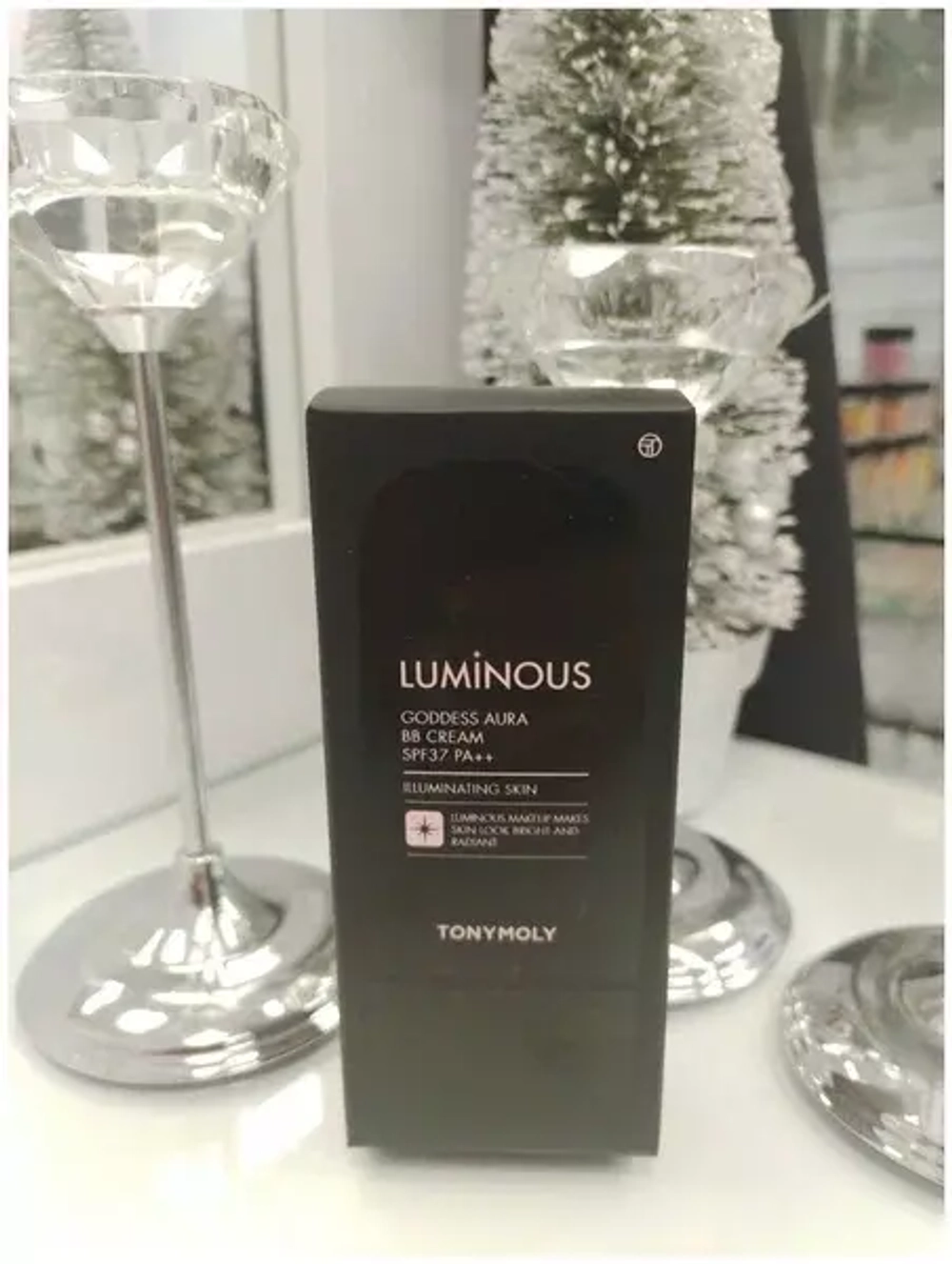 TONYMOLY BB крем - LUMINOUS GODDESS AURA BB CREAM 5-01 ,45г