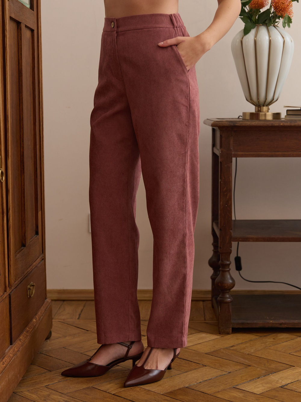 Брюки классические вельветовые