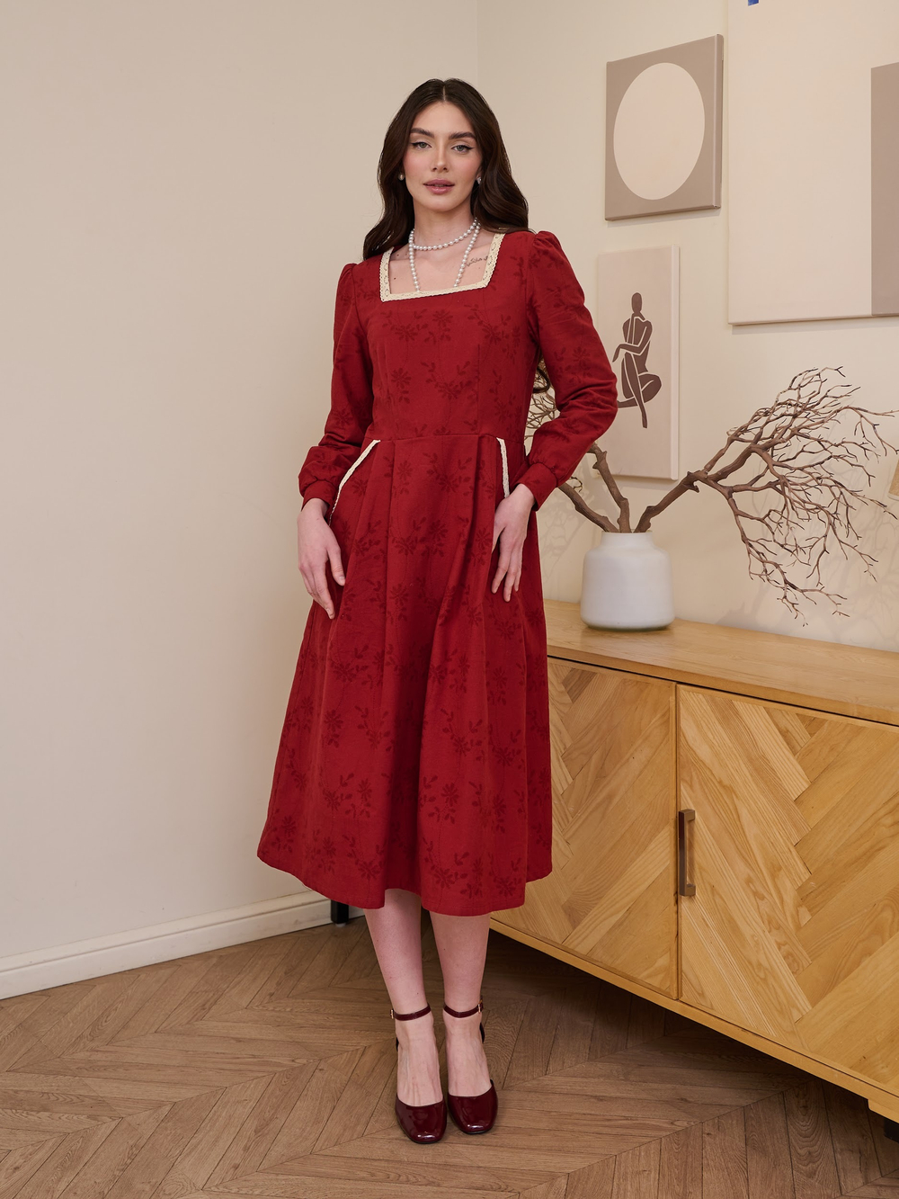 Платье длинное кружевное