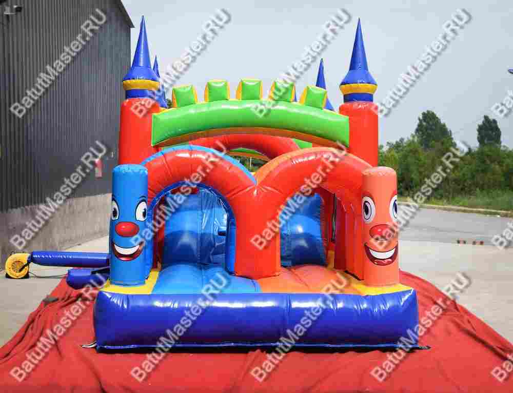 Надувная полоса препятствий "Нарвская крепость" размер 7*3*3 м