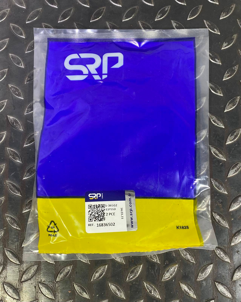 Кольцо 16836502