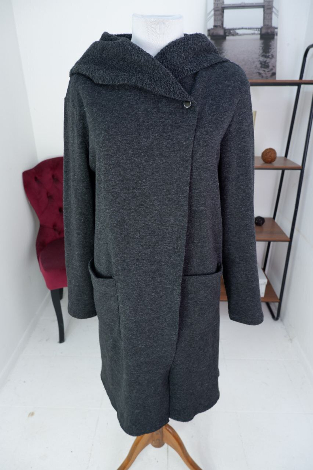 Пальто Amisu стильное 44 размер