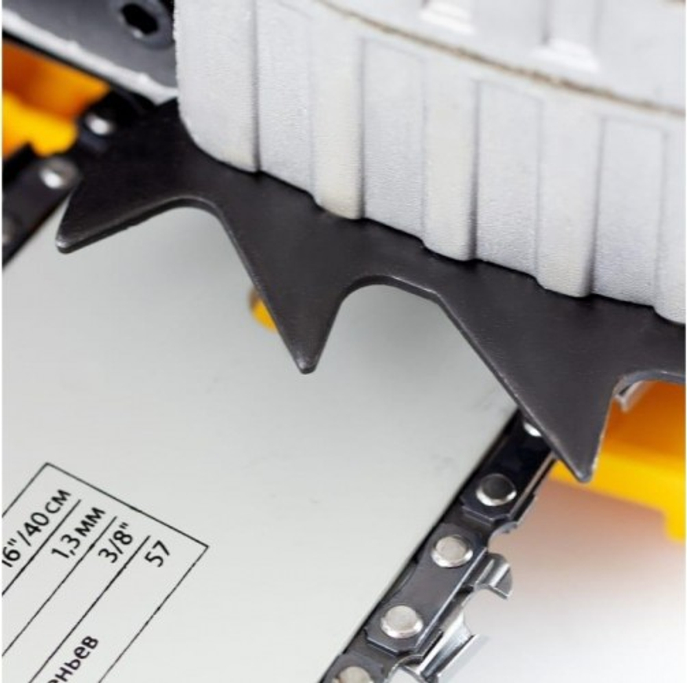 Бензопила Denzel DGS-5218 95233