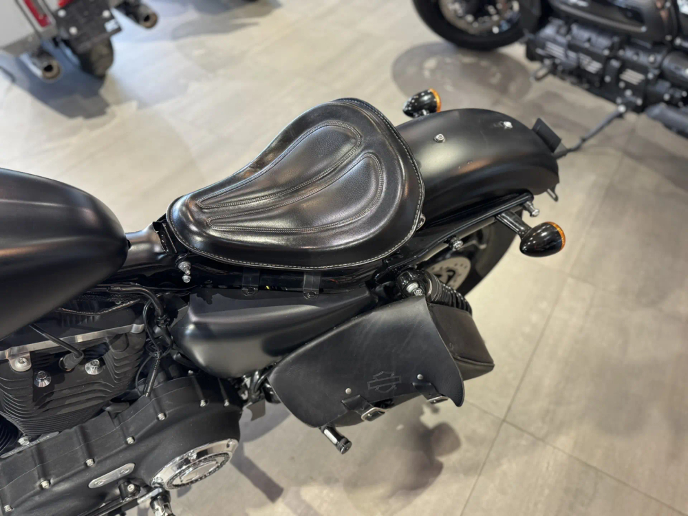 Harley-Davidson Sportster 883