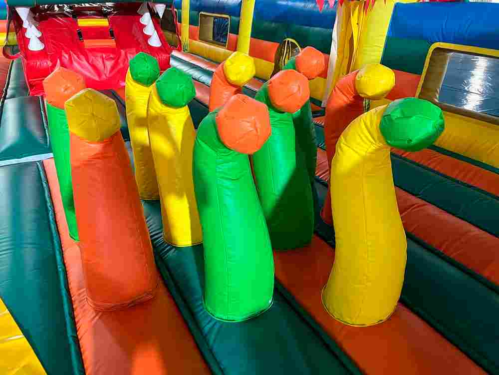 Коммерческий надувной батут "Змей Горыныч 3"  3 модуля 18*10*9 м