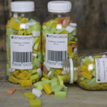 Смальта для мозаики колотая на модуль купить. Большой выбор цветов и оттенков.