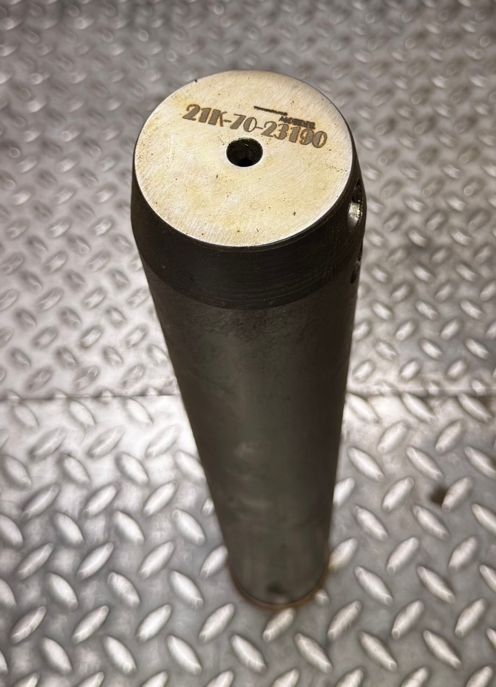 Палец 21K-70-23190