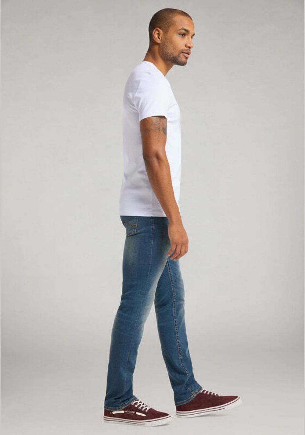 Футболка C-Neck Tee 1008815-2045