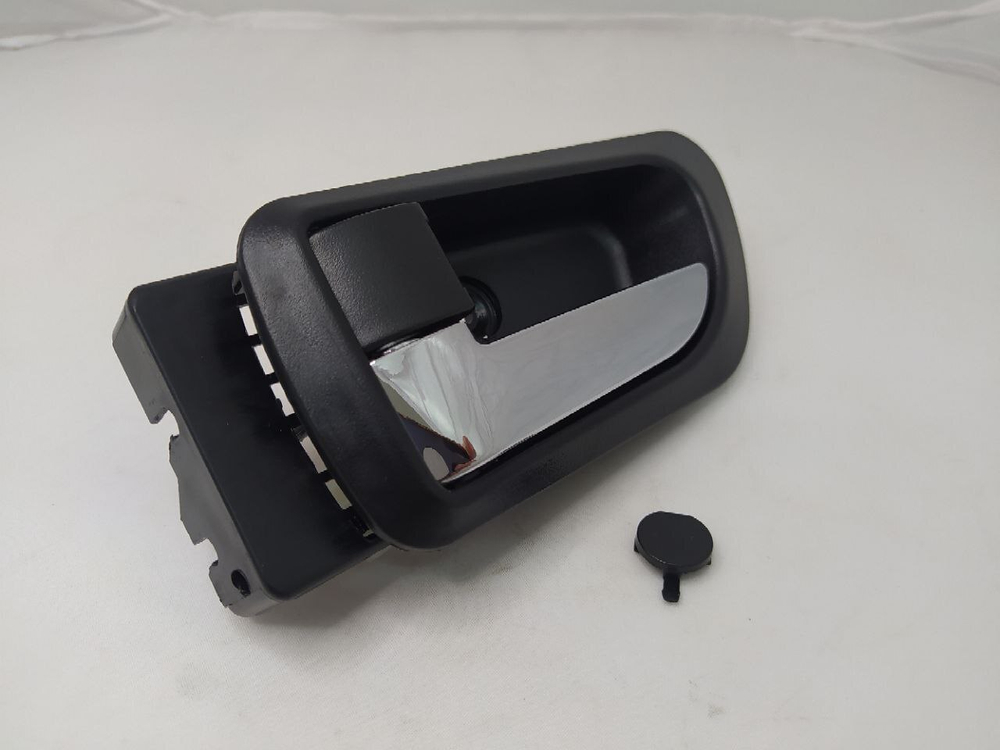 Ручка двери внутреняя левая в сборе (новый салон) great wall арт. 6105100XK80XA89