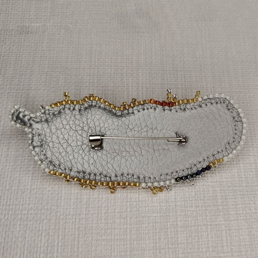 Авторская брошь Пёрышки