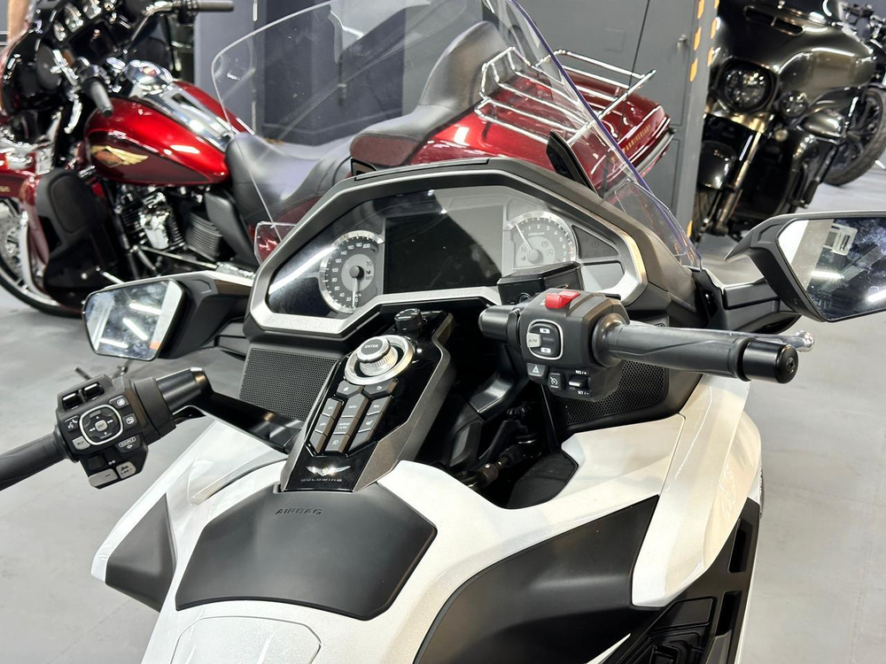 Honda GL 1800 Gold Wing (DCT)