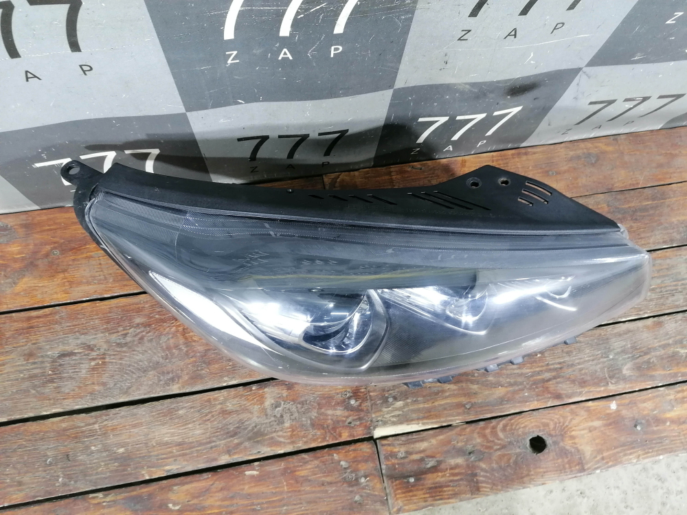 Фара правая LED Kia Sorento 3 Prime (UM) 17-20 Б/У Оригинал 92102C5600