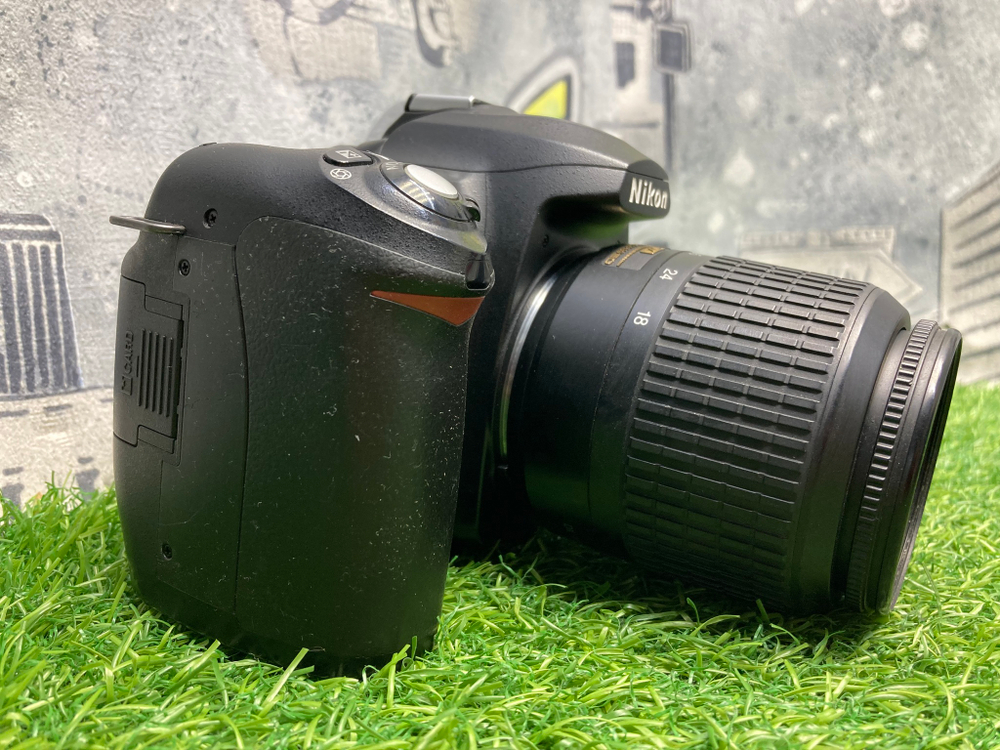Nikon D50 kit 18-55mm 3.5-5.6G ED (49.000 кадров)