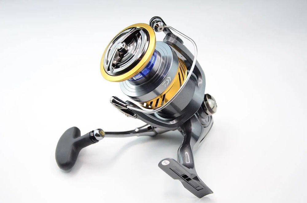 Катушка Daiwa 20 Laguna LT 4000-C