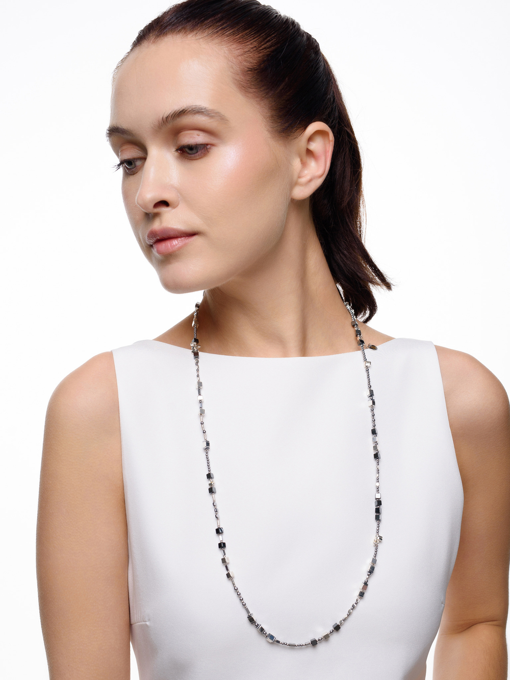 Сотуар "Hematite cube gray" Silver