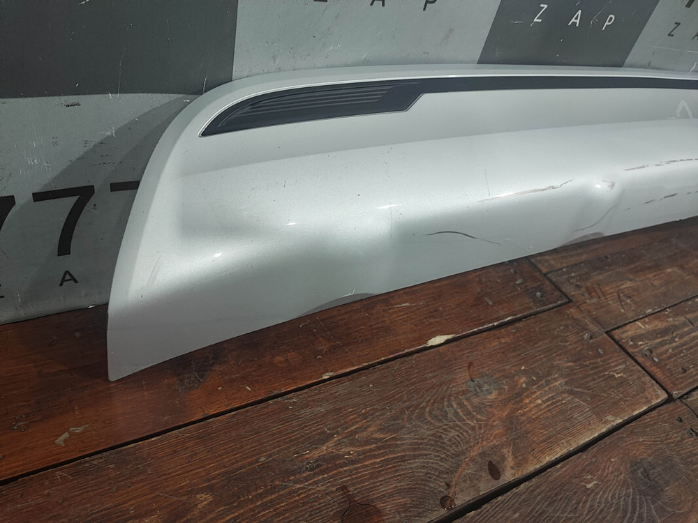 Накладка заднего бампера Mitsubishi Outlander 3 18-нв Б/У Оригинал 6415A090ZZ