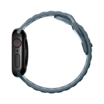 Спортивный ремешок Nomad Sport Band для Apple Watch 38, 40, 41 и 42 мм Водостойкий ремешок из фторэластомера с алюминиевой застёжкой pin-and-tuck. На запястье обхватом 135–175 мм