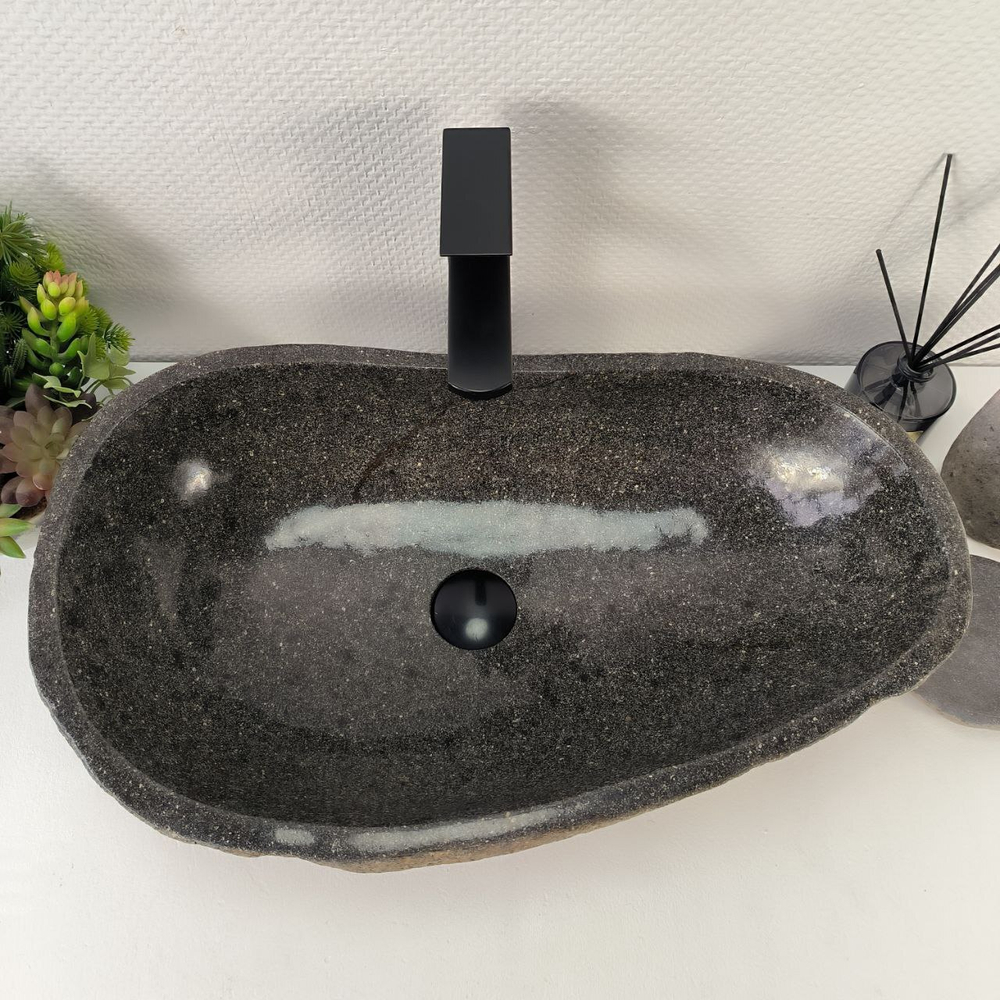 Раковина из речного камня RS-65136 61*36*15 0858