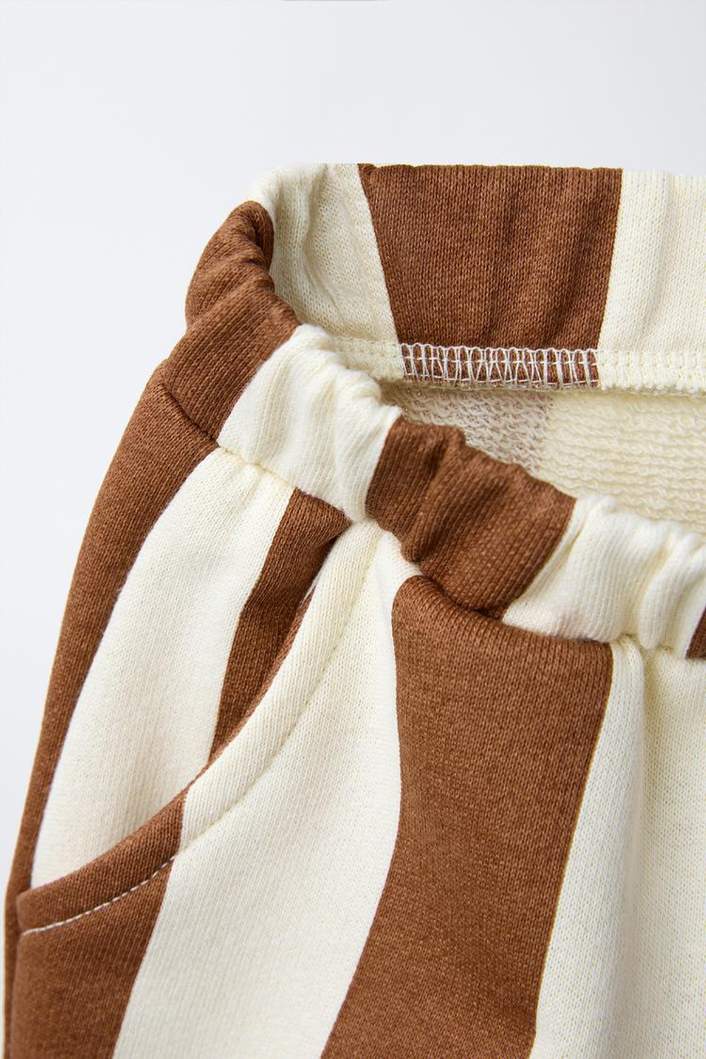 ZARA ШОРТЫ-БЕРМУДЫ В ПОЛОСКУ С НАДПИСЬЮ, ПОЛОСКИ