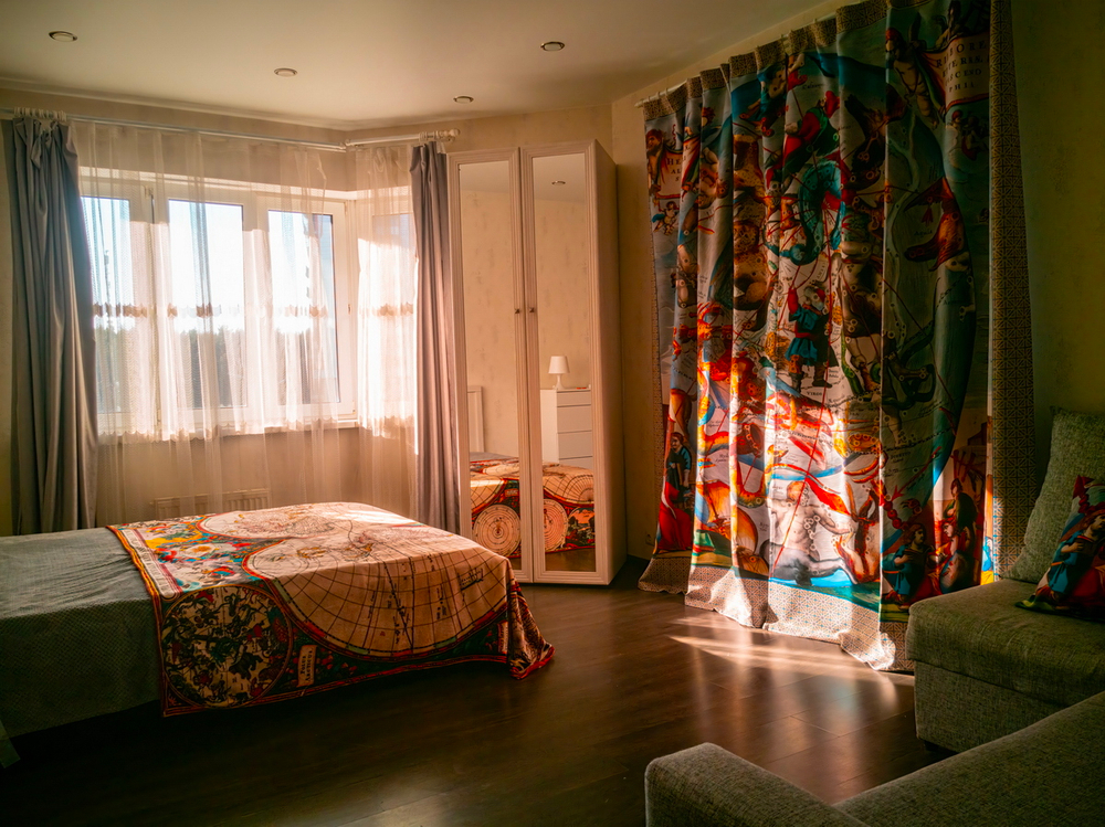 Комплект из двух штор "Яркие созвездия", по мотивам иллюстраций из Небесного атласа Андреаса Целлариуса «Гармония Макрокосмоса»