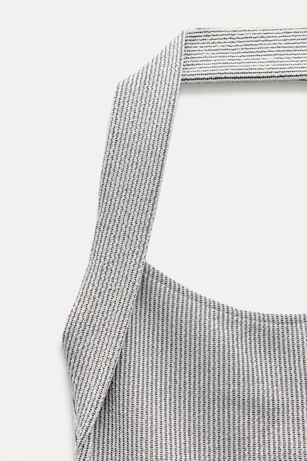 ZARA БЛЕСТЯЩИЙ ТОП С ГОРЛОВИНОЙ ХАЛТЕР, СЕРЕБРИСТЫЙ