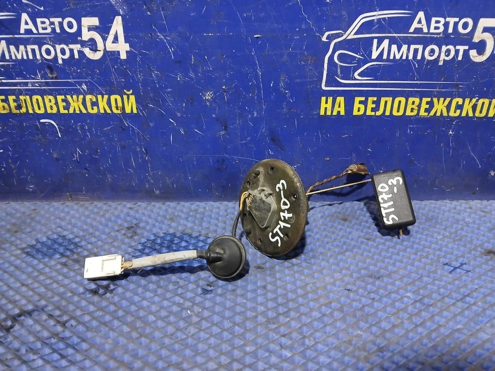 Датчик уровня топлива TOYOTA CORONA 1990