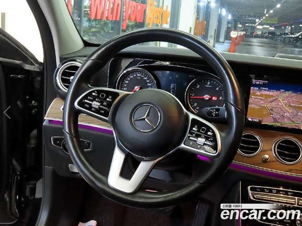 Mercedes-Benz E-Class W213 E220d Exclusive (12.2019)