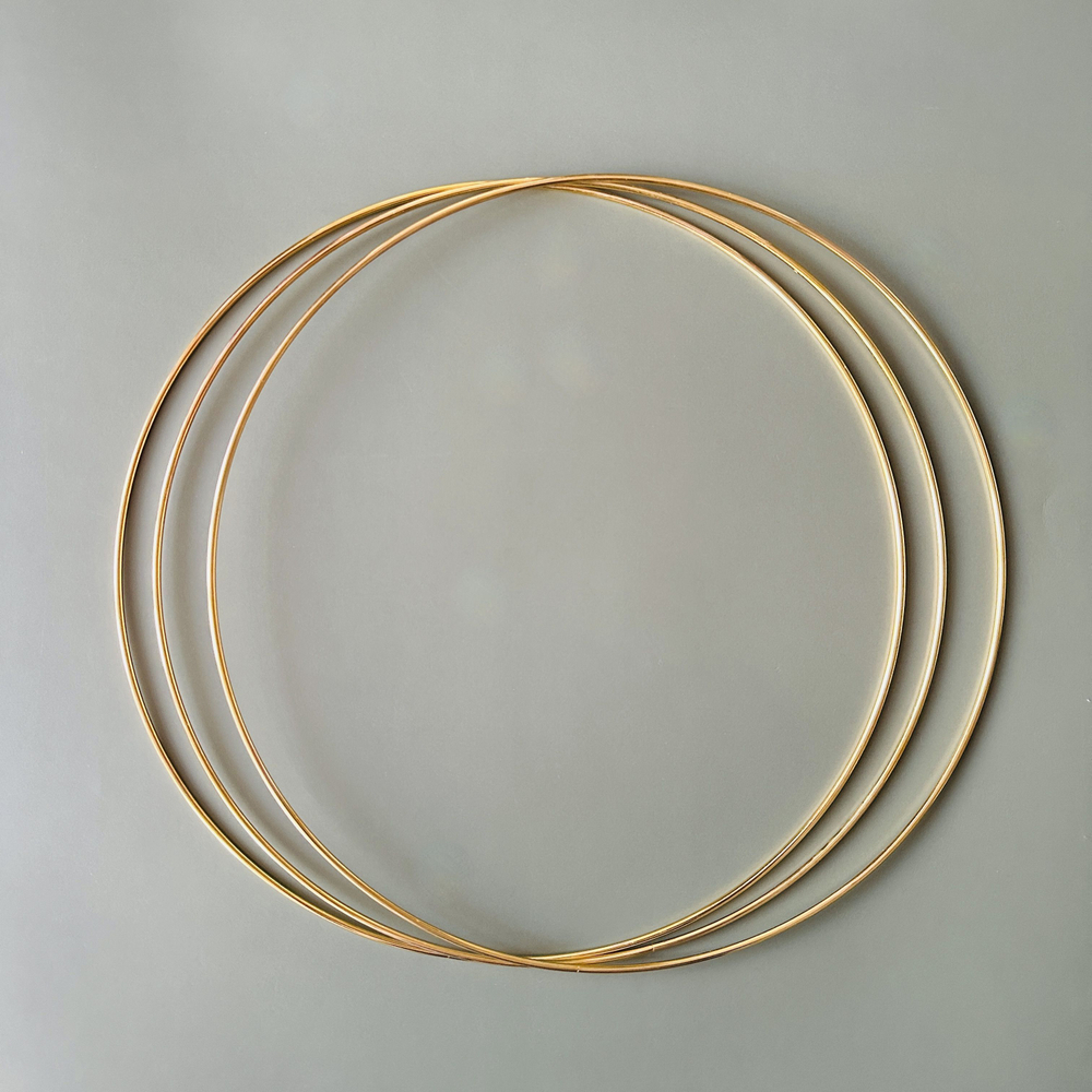 Кольцо металлическое для макраме 30 см, цвет золотистый, неразъемное / кольцо металлическое основа для рукоделия / основа для ловца снов