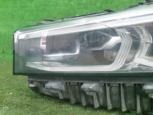 Фара левая BMW 7er G11 G12 (2019-2022) LED