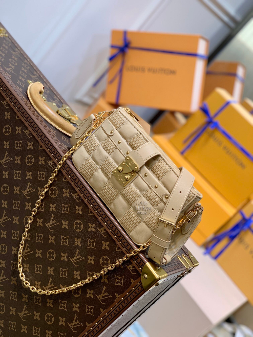 Louis Vuitton Pochette Troca