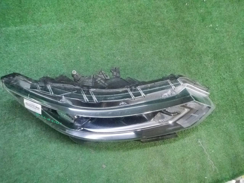 Битая Фара правая Nissan Qashqai 2 j11 (17-23) галоген
