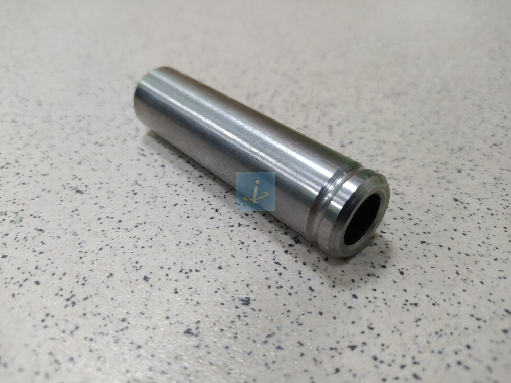 Втулка клапана направляющая 236-1007032-Б