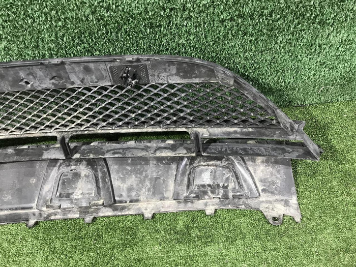 Решетка переднего бампера Mercedes GLC X253 (2015-2019) AMG