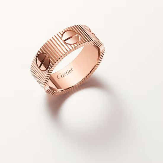 Кольцо Cartier LOVE Unlimited ring flexible в розовом золоте