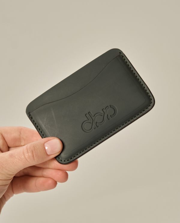 Кожаный картхолдер DBR 15-12 форест
