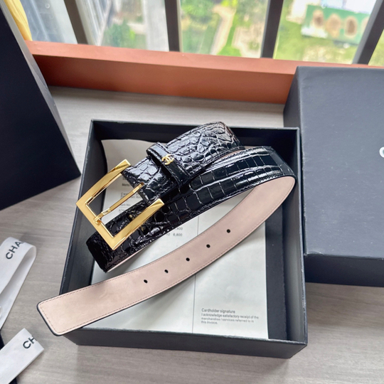 Винтажный крокодиловый принт