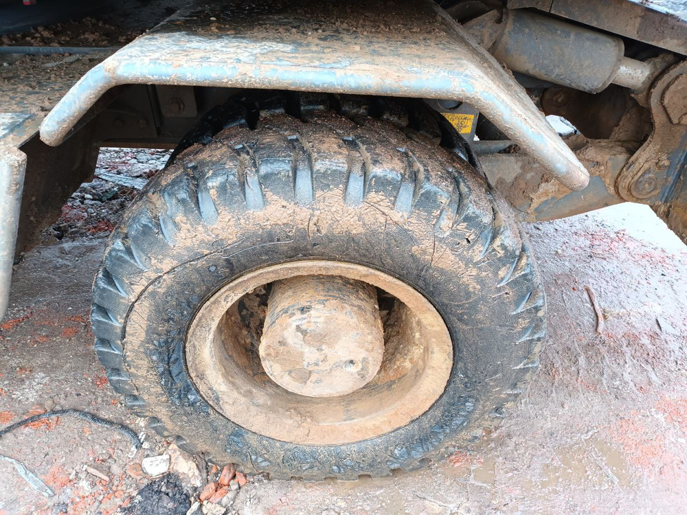 XCMG XE210* Экскаватор колесный XE210WD (Дизельный, 6,7 л, 184 л.с., АТ)