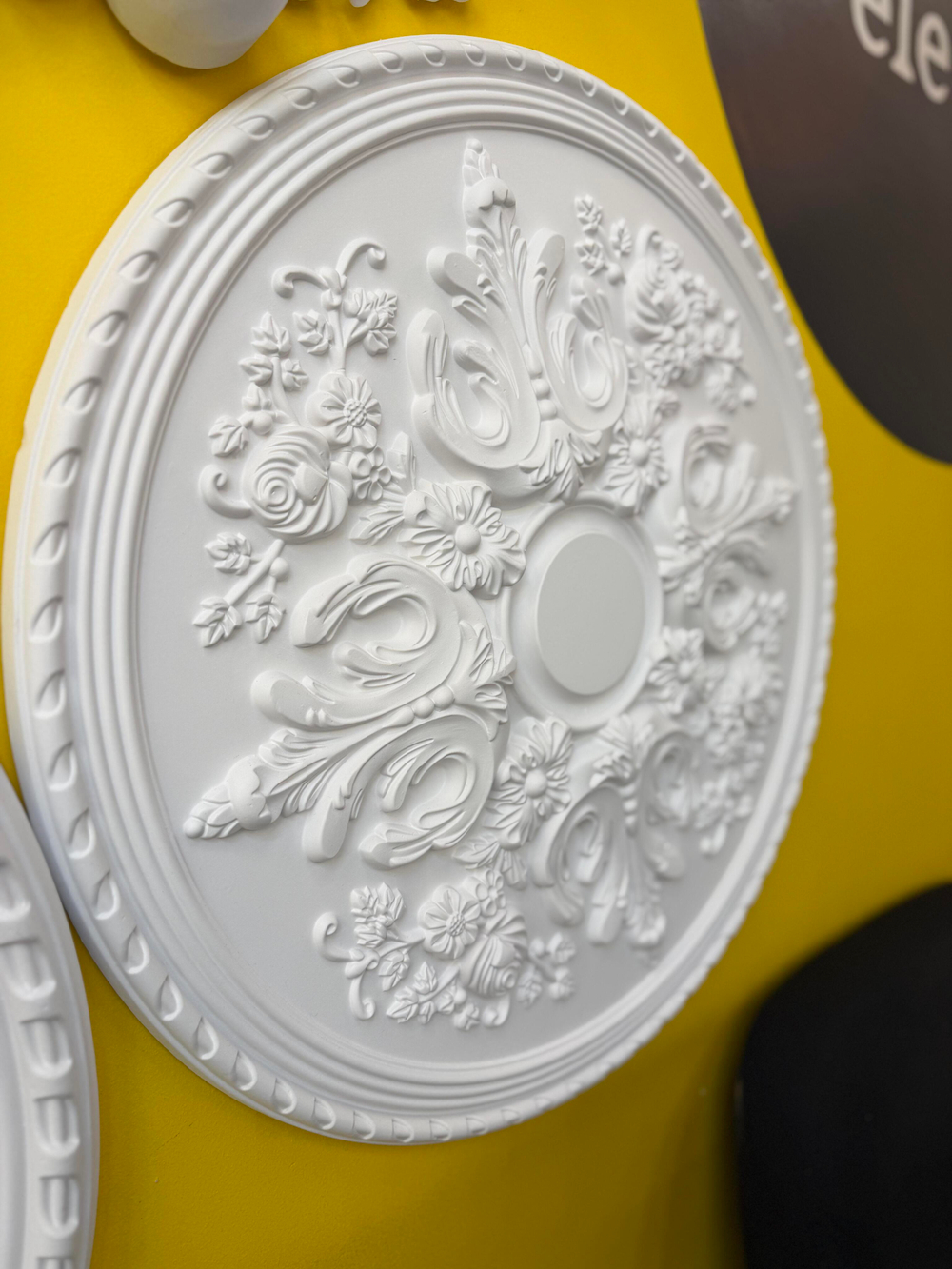 Розетка потолочная 61,5 см