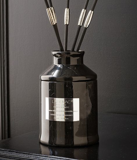 Rinascimento, диффузор в мраморе Rinascimento collection, Ladenac Milano