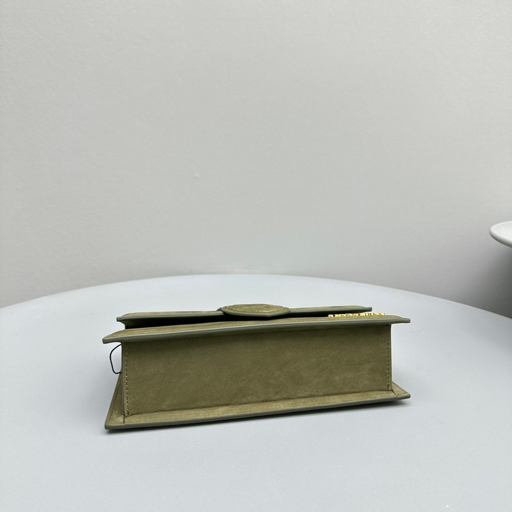 Jacquemus Le Grand Bambino 23 cm