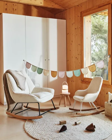 Кресло-качалка Marline, белое букле