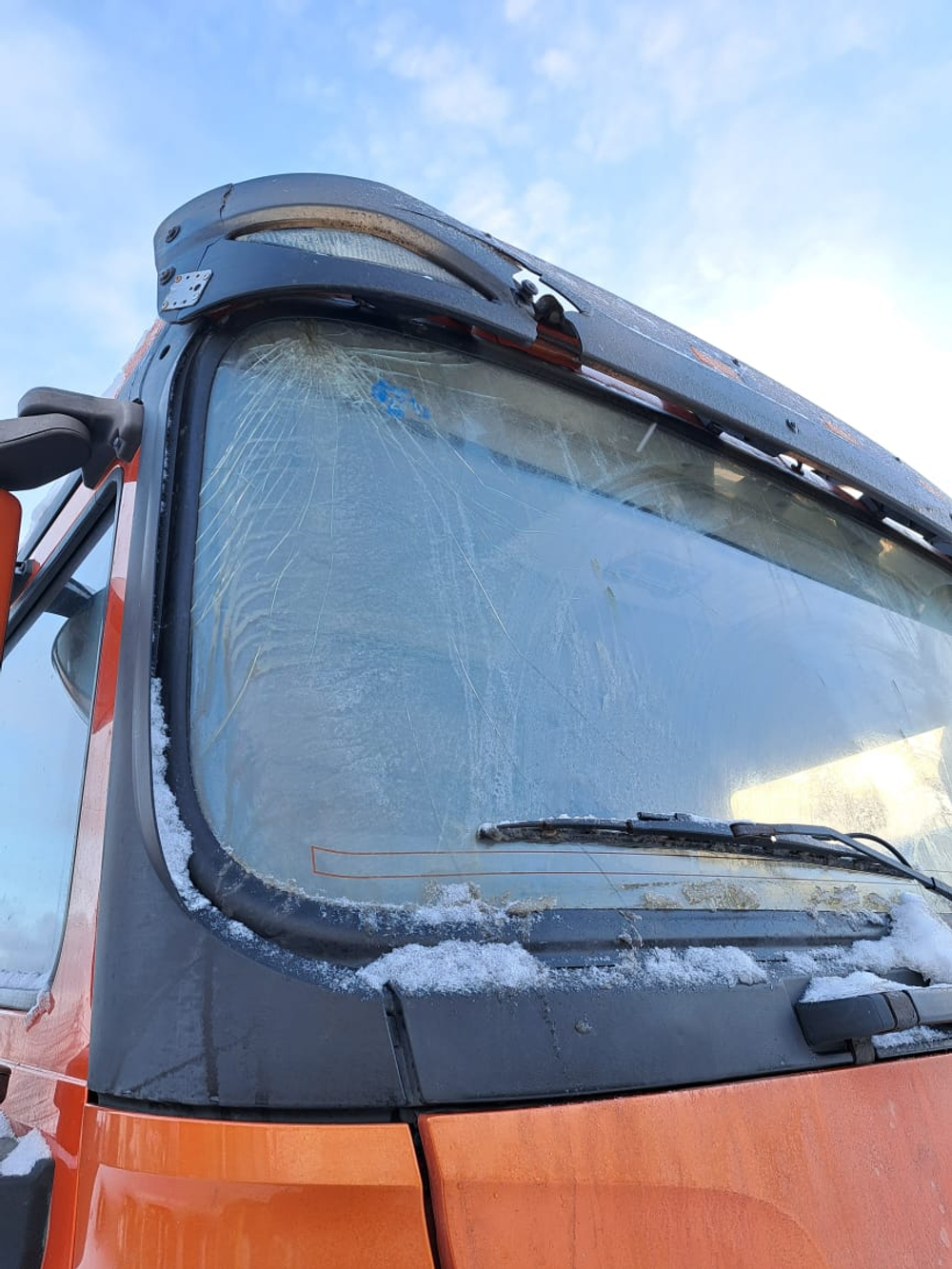 Shacman (Shaanxi) SX* 6x4 Самосвал SX32586T384 (Дизельный, 11,6 л, 369 л.с., МТ)