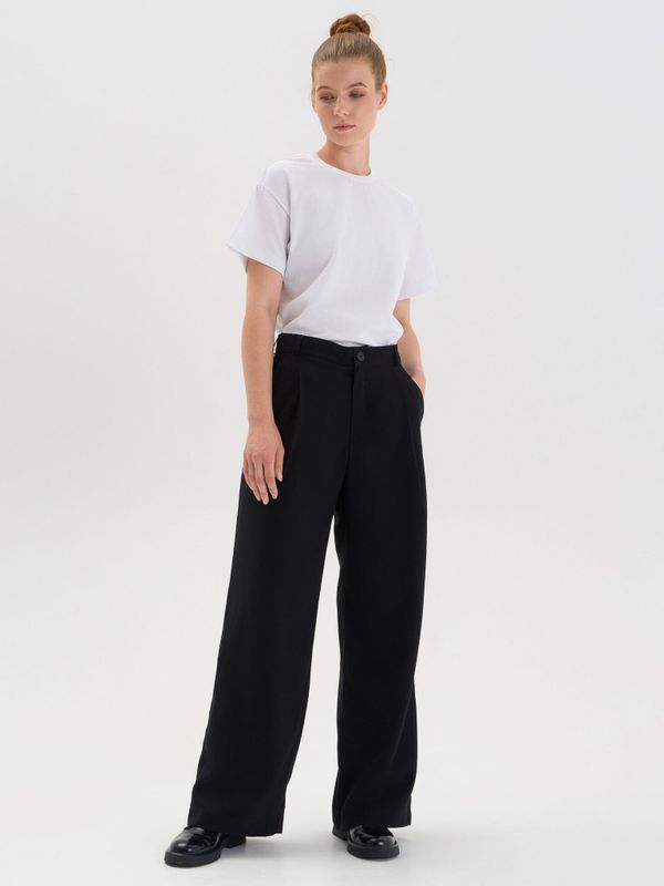 Брюки широкие с защипами черные - фото 9