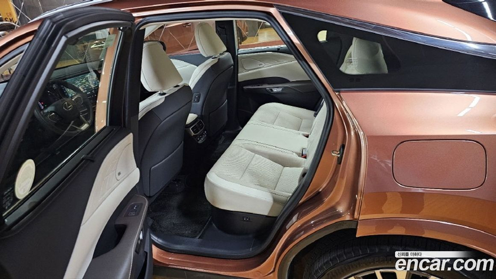 Lexus RX450h+ 5 Generation Luxury (06.2023)